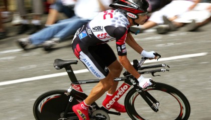 九游官网入口-_网球运动普及：业余赛事火爆开启_，网球职业比赛